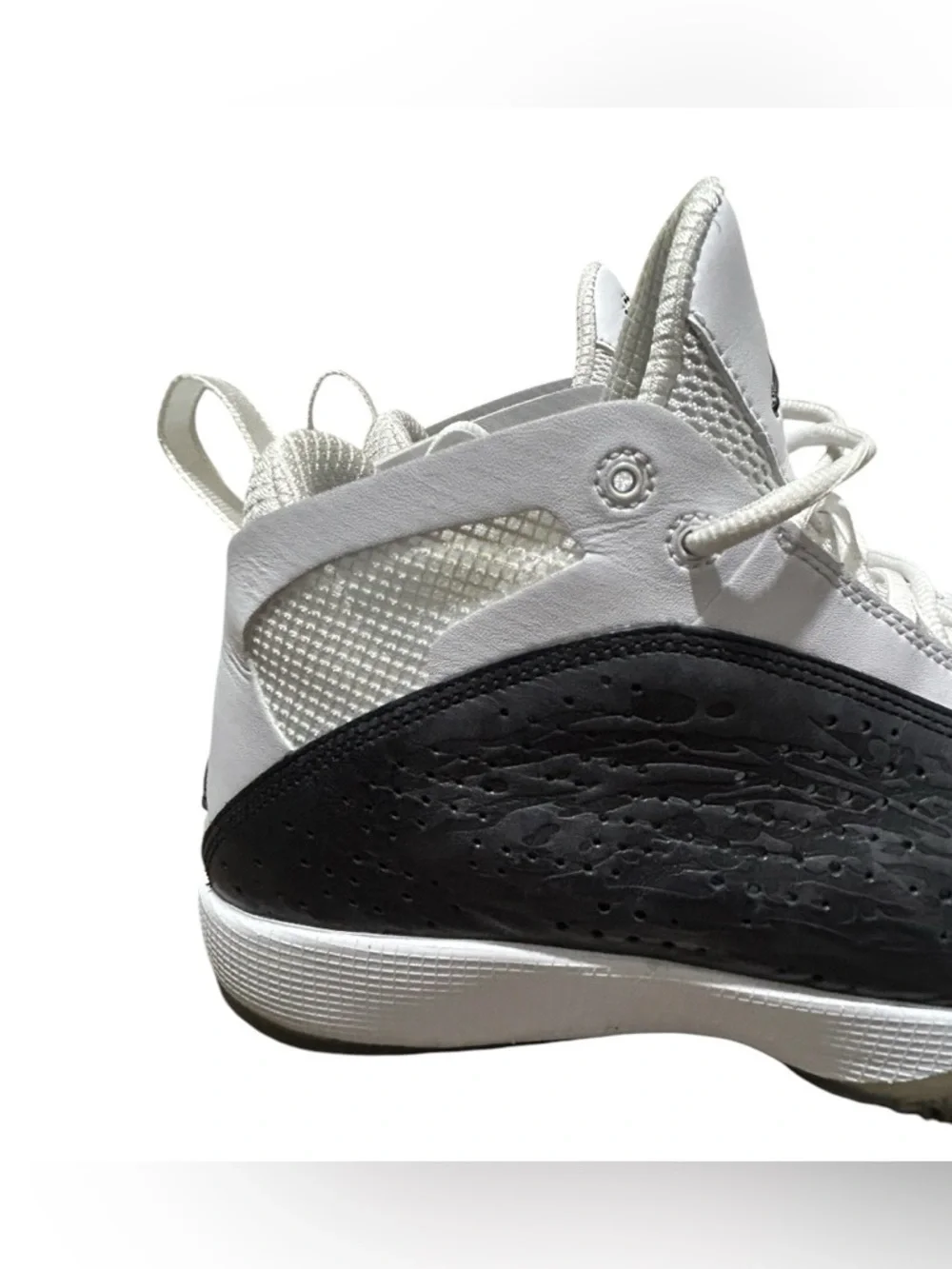 Air Jordan 2011 White Black Sneakers Mens 436771-101 Sz 12